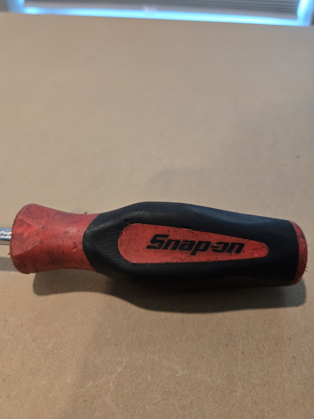 Snap On 10″ Long Soft Grip Dished Trim Pad Tool Red/Black Handle USA ASGD1B