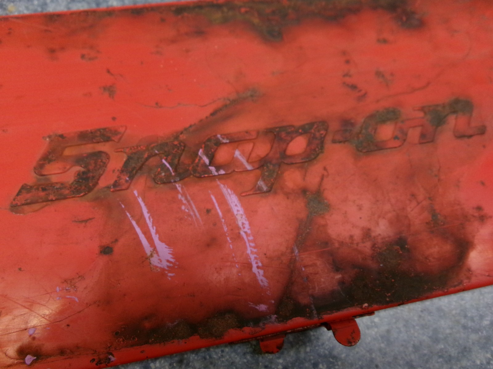 Snap-on USA Red Metal Tool Box No KRA-284B (no tools box only)