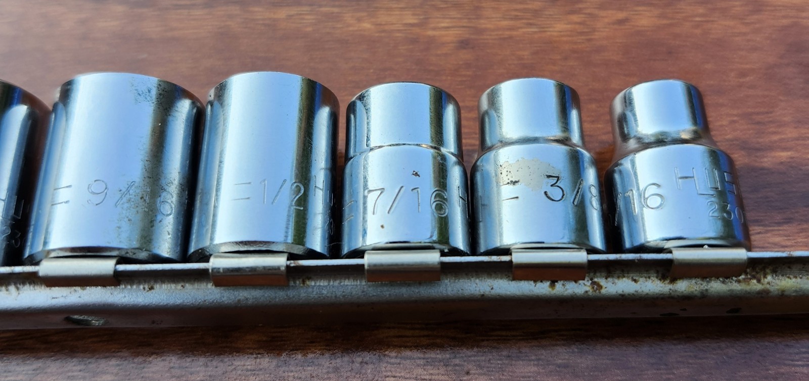 Vintage Husky USA Socket Sets (2) SAE Plus Metric/Sae 1/4″& 3/8″ Sockets 78 Pcs