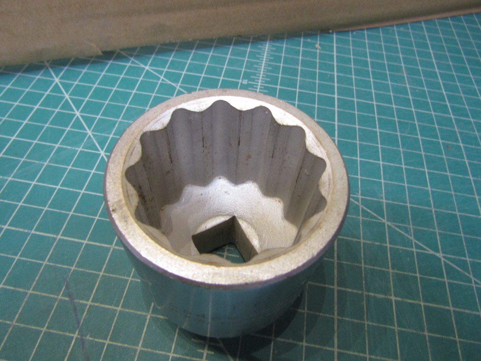 1 – Proto Professional 3/4″ drive, 12 Point Socket Chrome 46mm 5546M. USED