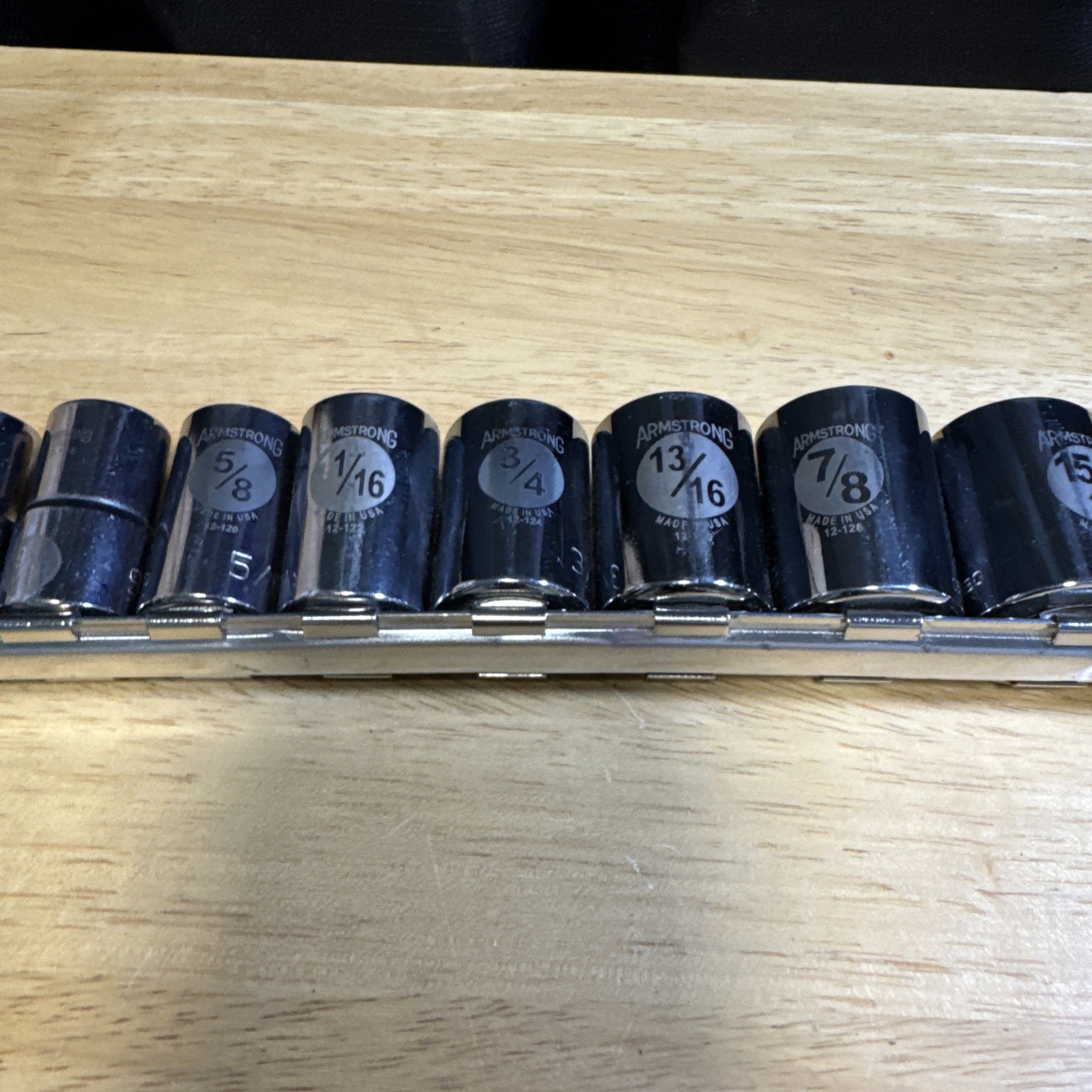 Armstrong 12 Point 1/2 Drive 15 Piece Socket Set 3/8 to 1 1/4” EXCELLENT