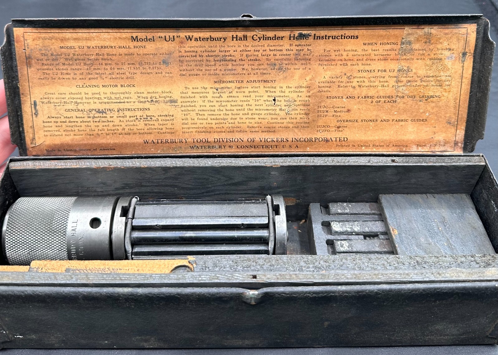 Vintage Waterbury Hall Model UJ Engine Cylinder Hone Complete Kit w Stones