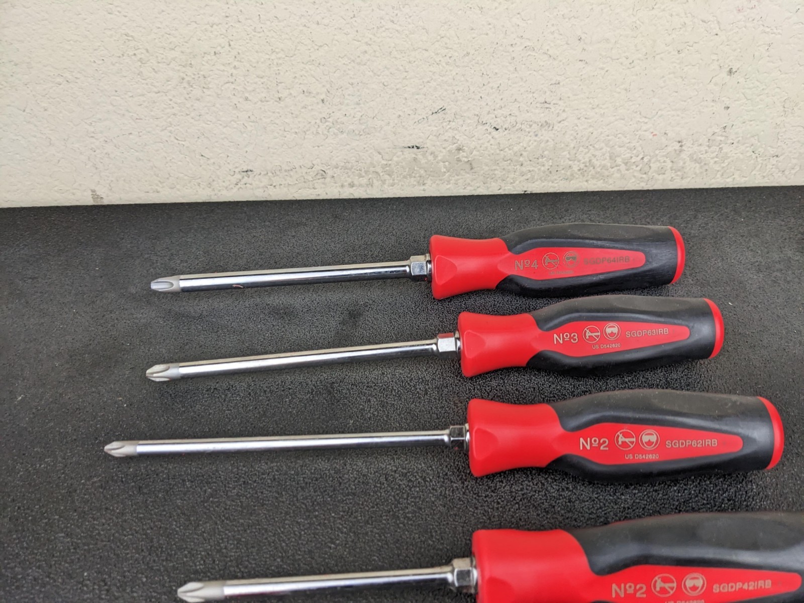 #bp421 Snap-On NEW Instinct Soft 16pc Screwdriver Set Pro-Fi Foam SGDX160BFR