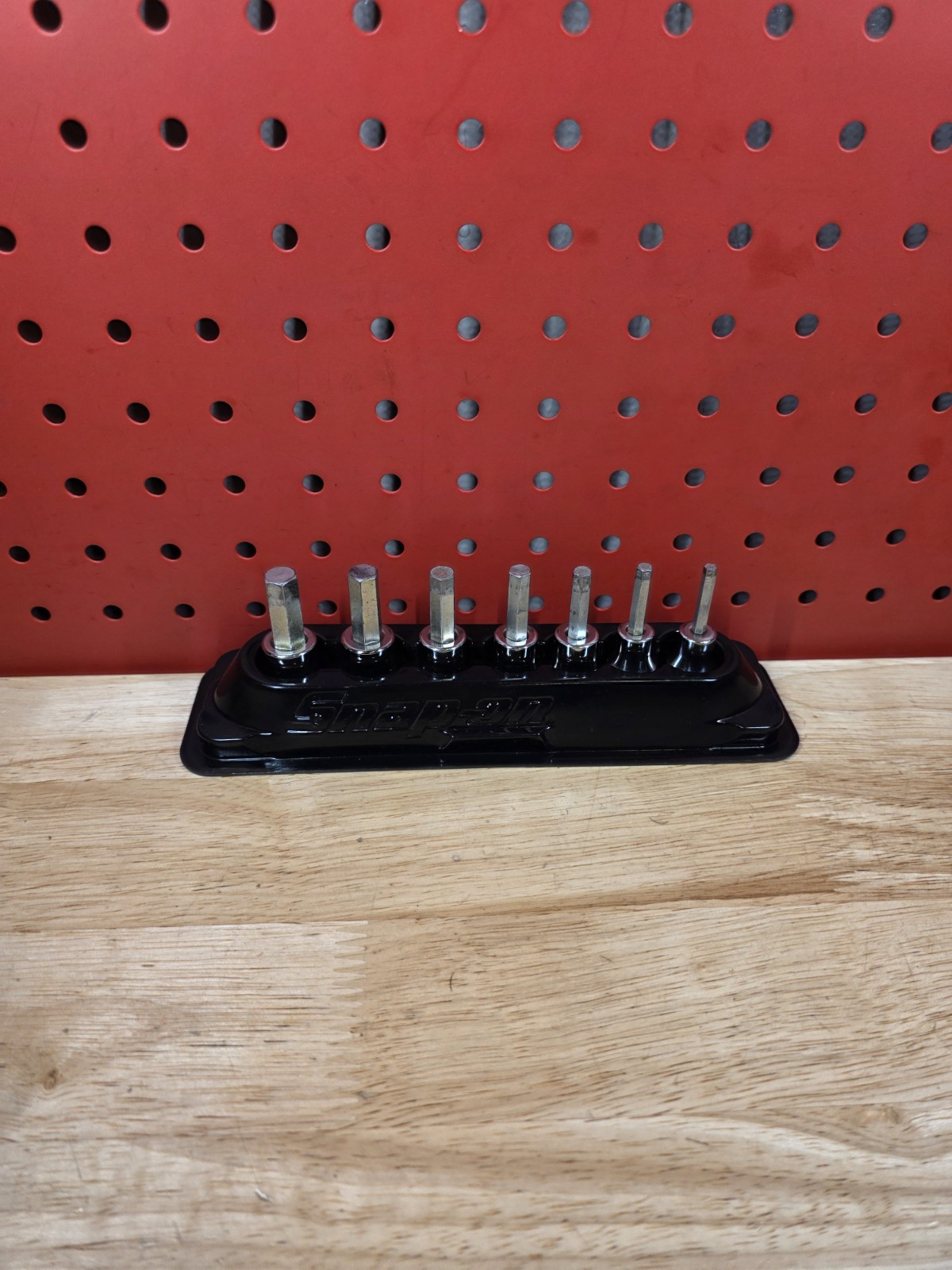 Snap-on Tools 207EFAMY 4-10mm 3/8″ Drive 7-Piece Metric Hex Socket With Holder