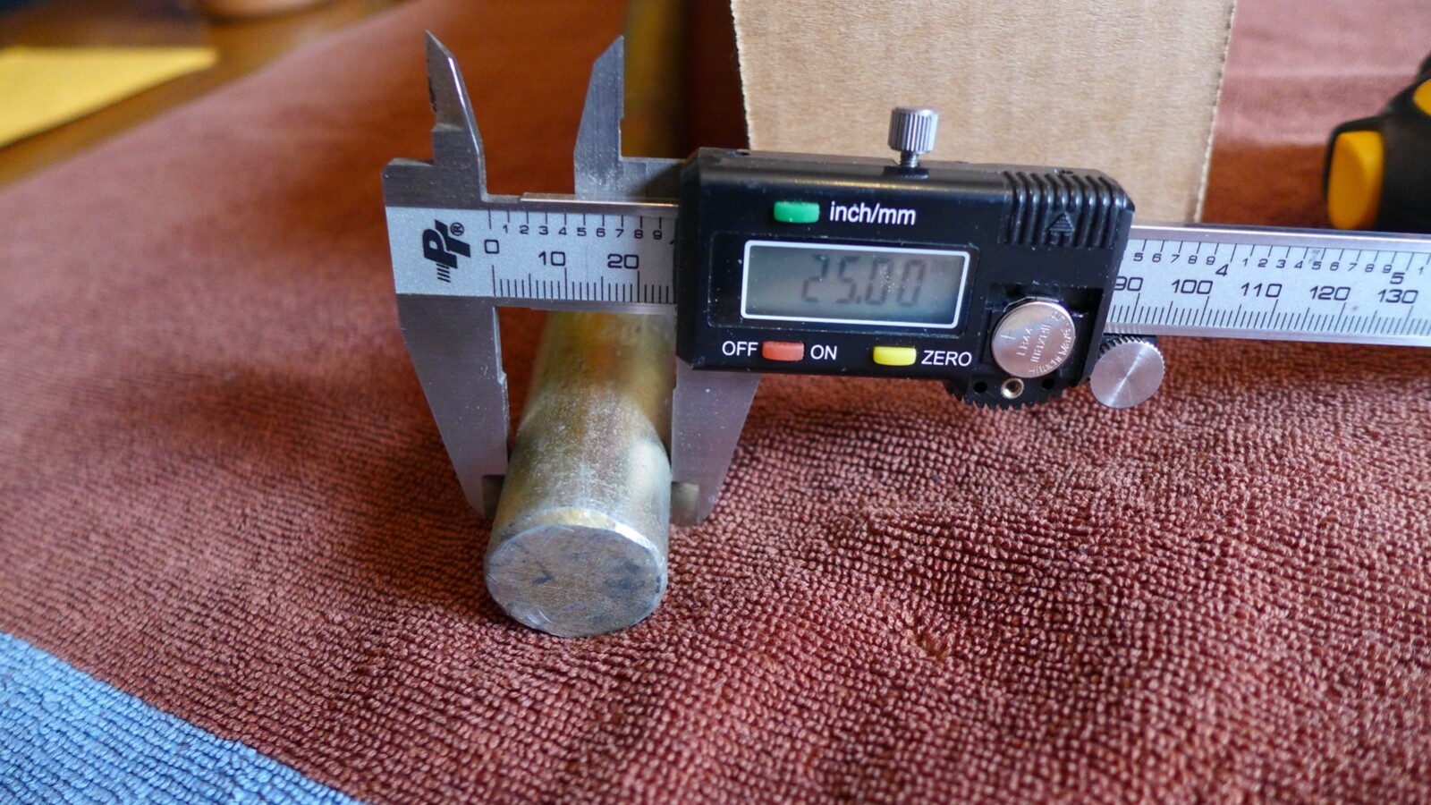 Leverage bar 23» x 1» (25mm) Round for – (NPR/NQR lug nut wrenches).