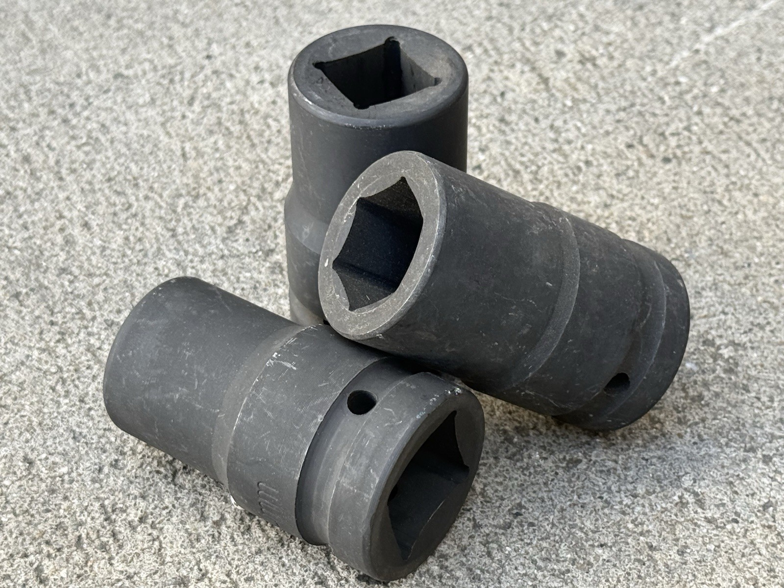 3pcs 1″ DR. 6 Point 24mm 27mm & 4 Pts 21mm 13/16” Budd Wheel Impact Socket Set