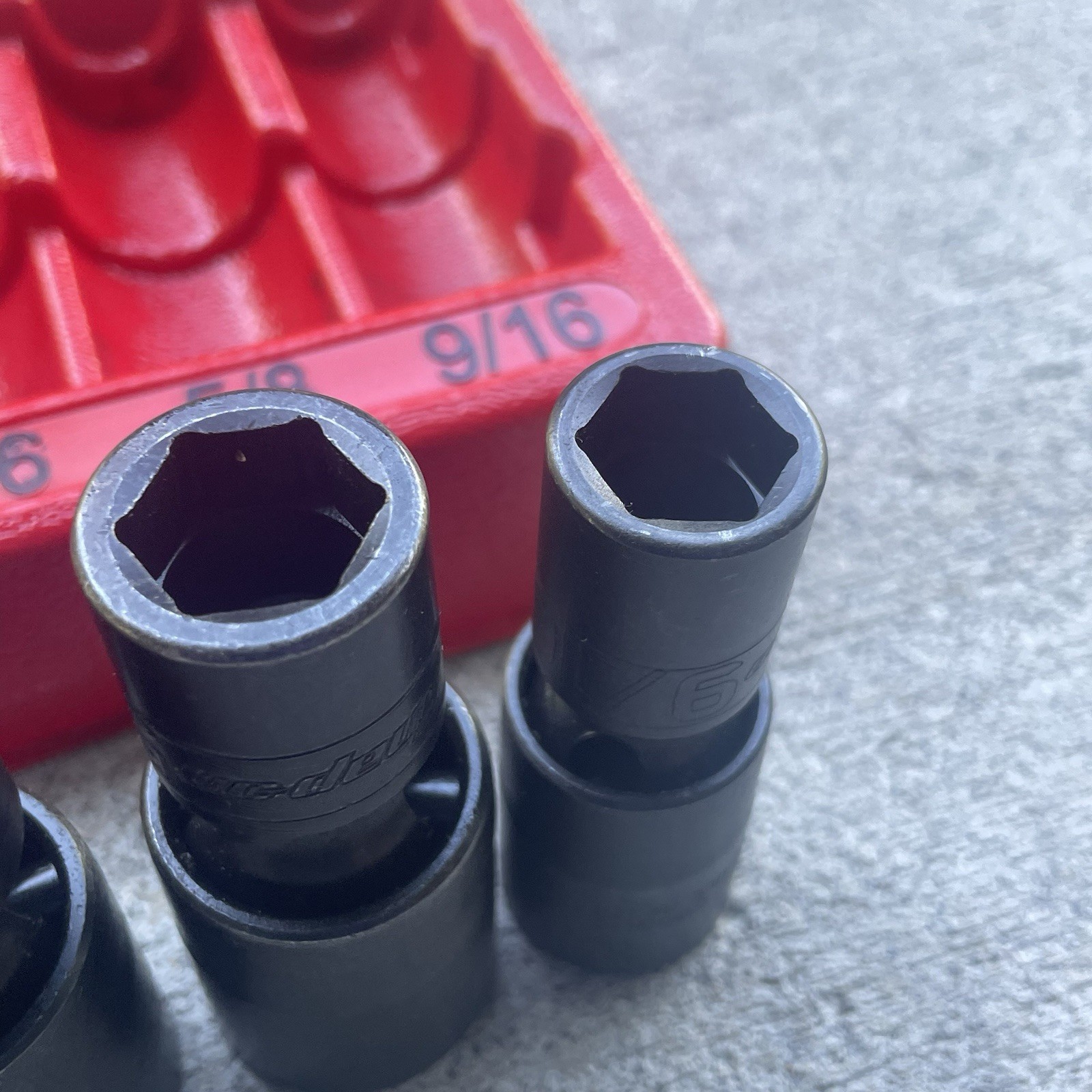 Snap On 1/2″ Drive Wobble Sockets SAE 9/16 to 1 1/8 Inch Set 3071PLY–Missing 1