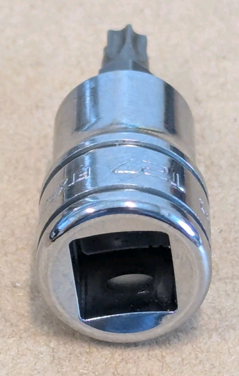 Snap-on FTXR27E 3/8″ Drive T27 Tamper-Resistant TORX Bit Socket Driver – NEW