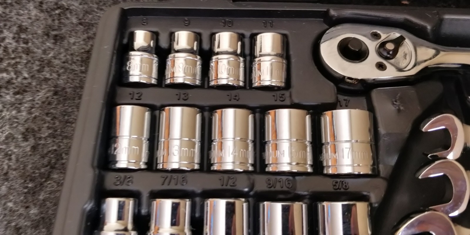 GEARWRENCH wrench and socket set ~ ratcheting wrenches 3/8″ drive metric + inch