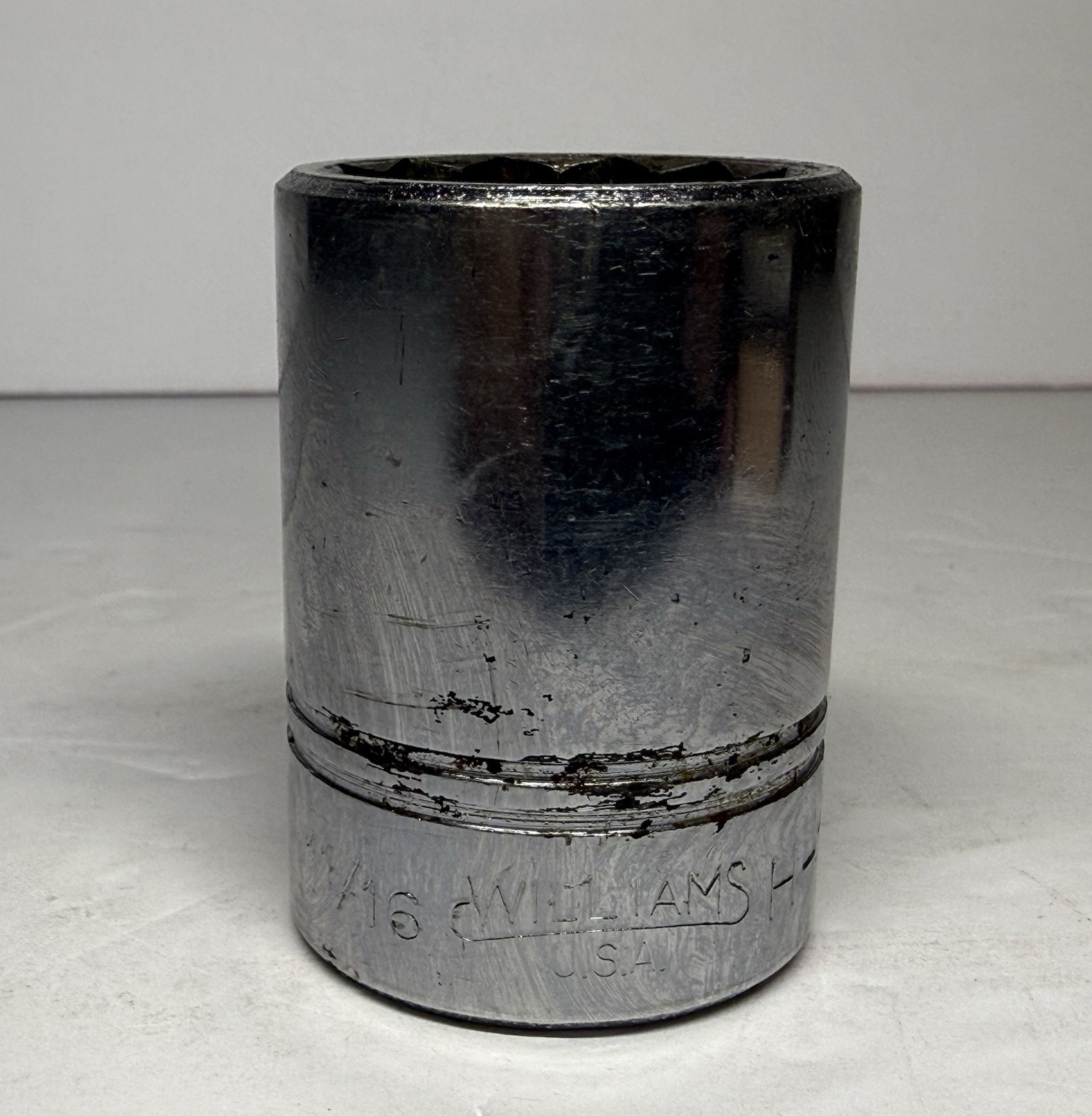 Williams H-1234 USA 3/4″ Drive 11/16″ – 12 Point Socket