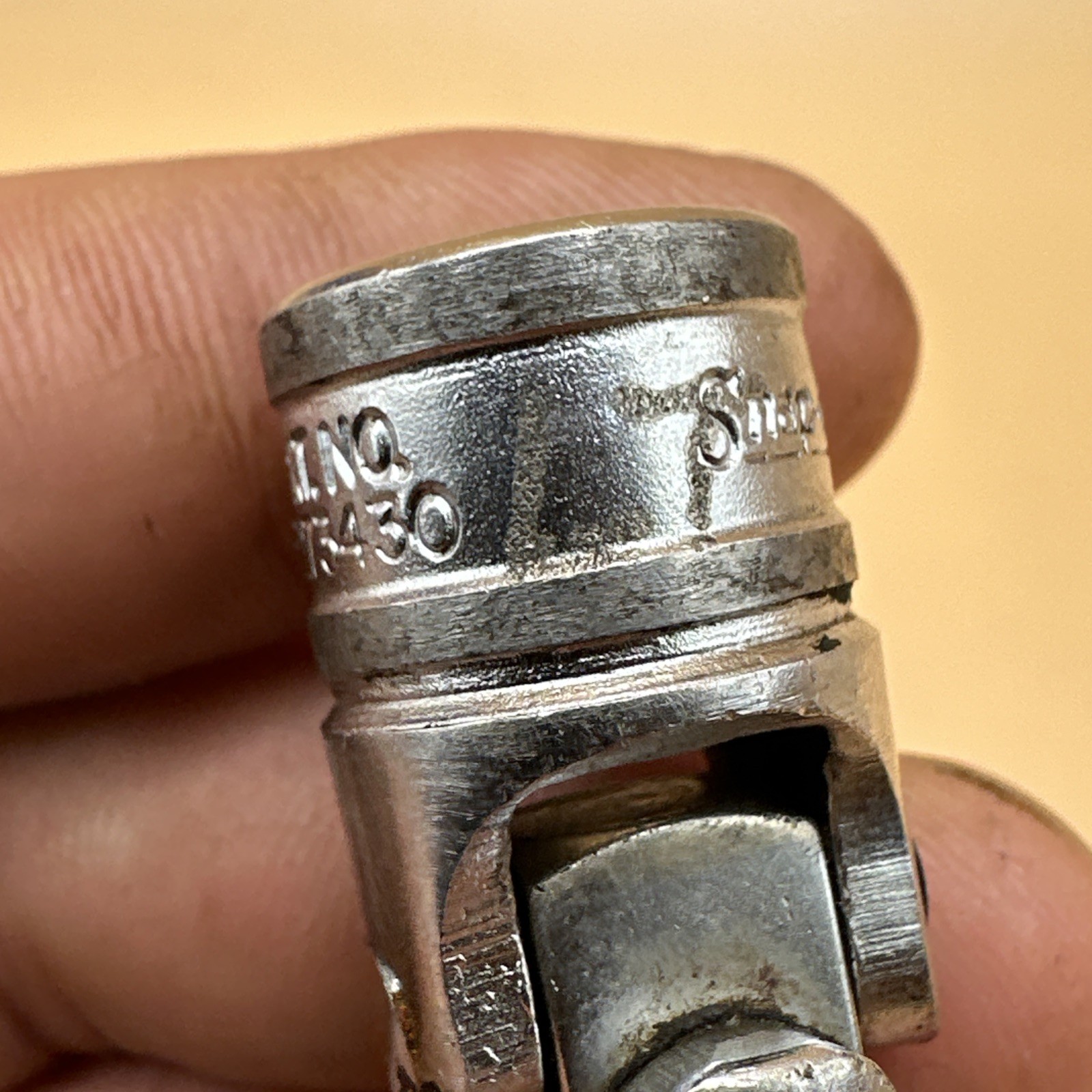 Vintage Snap On 12mm 6 Point Swivel Socket 3/8” Drive FSUM12