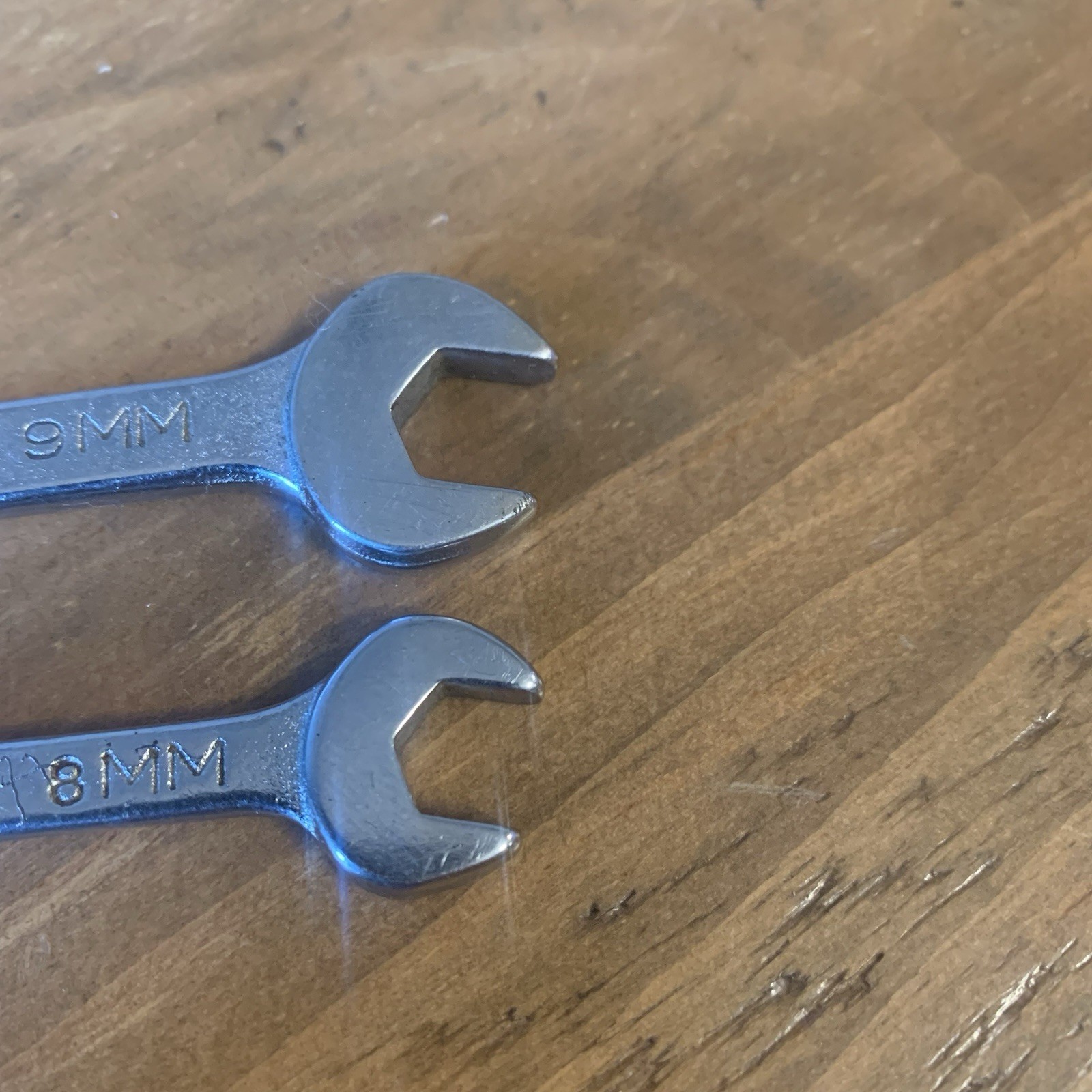 Mac Tools Metric Combination 2 Wrenches 9mm M9CW 8MM M8CH