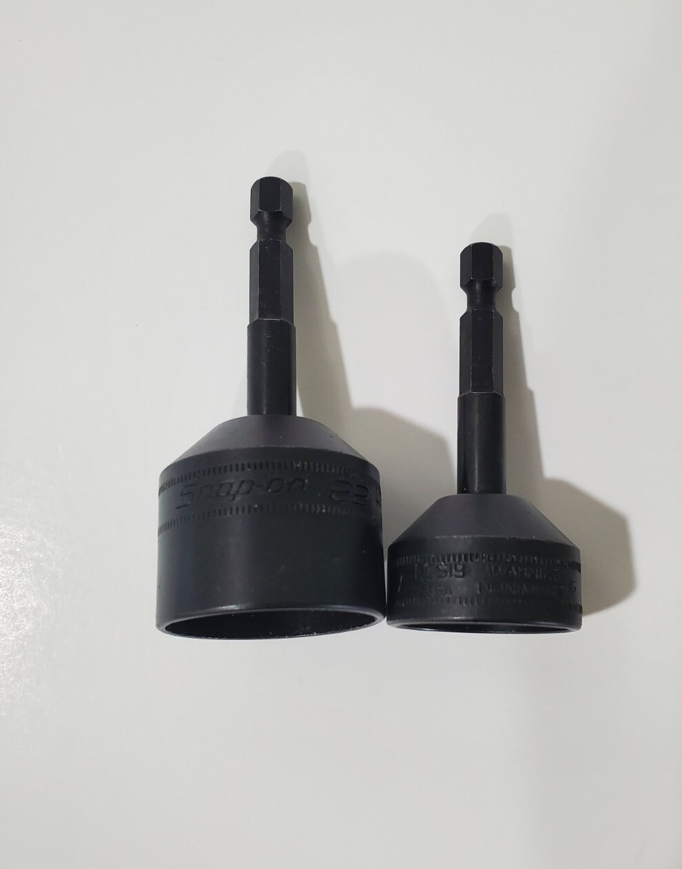 Snap On Tools 2 Pieces Lug Nuts Plastic CAPS Remover Socket Set 19mm & 22mm NEW!