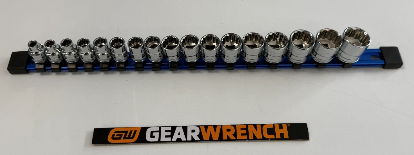 GearWrench 3/8” Metric 12pt Shallow w/Socket Rack 6mm-22mm 17 pc NEW