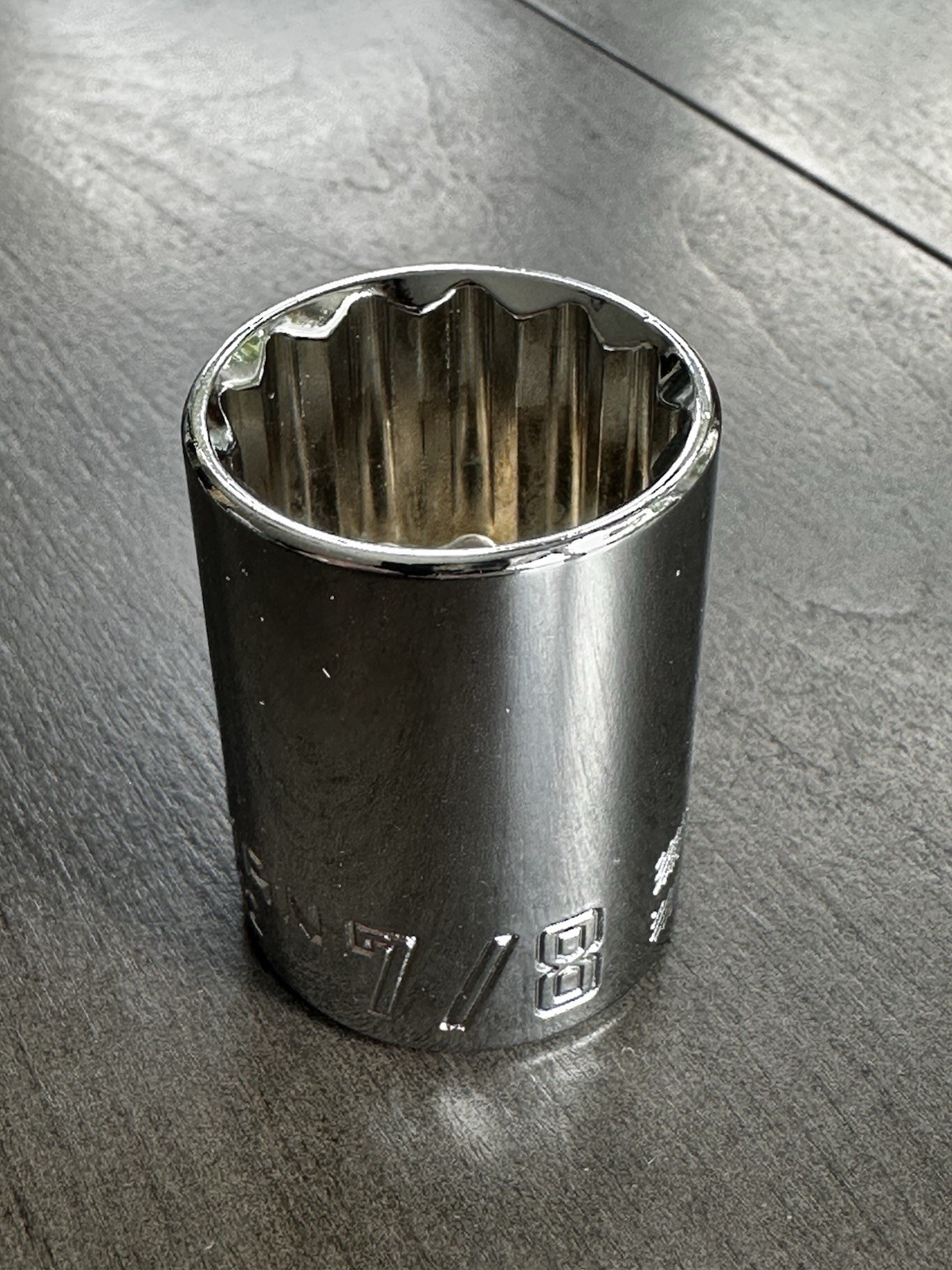 Craftsman 12pt Std. 1/2″ in Drive Shallow SAE Socket – 7/8″. CMMT47512. 0523