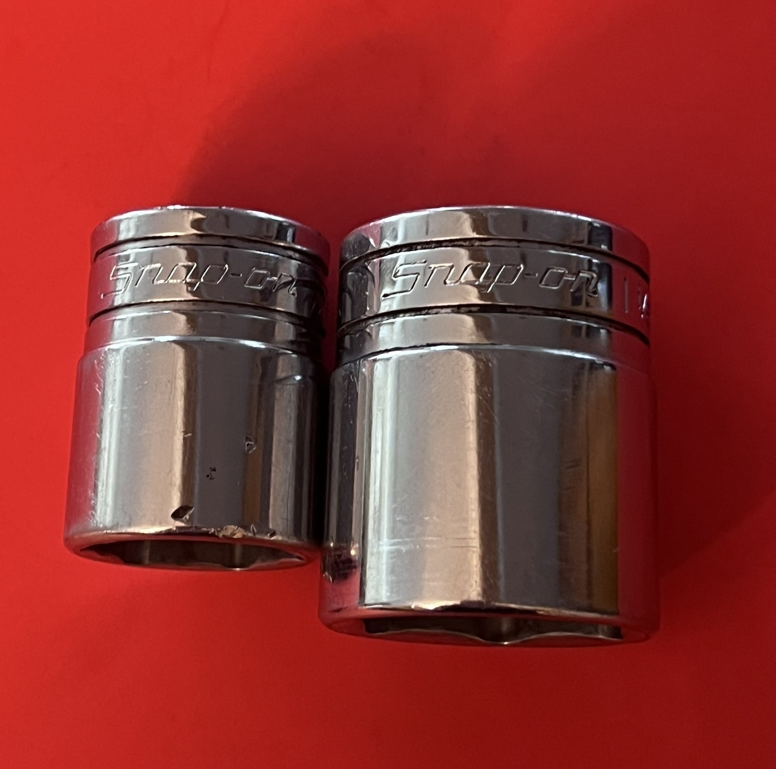 Snap On TW Socket Set of 2 (TW361) 1 1/8″ (TW281) 7/8″ 6pt 1/2″ Drive (USA)