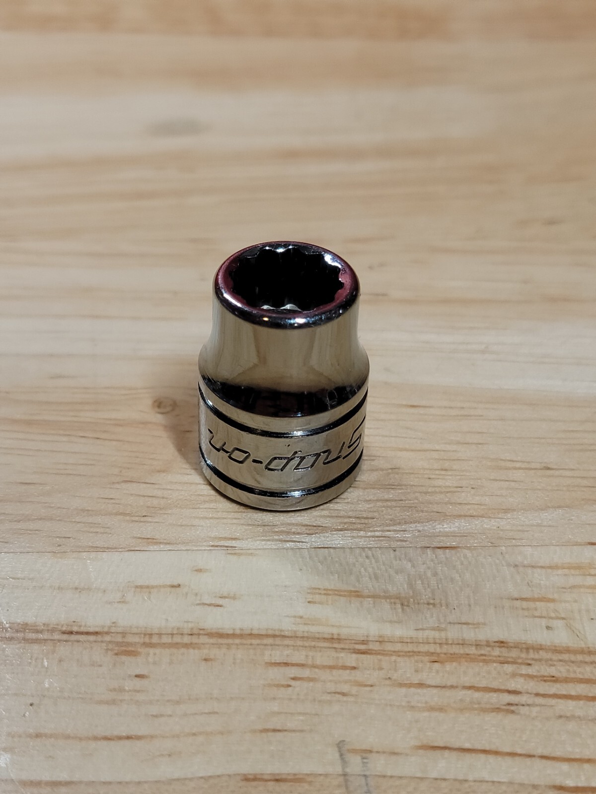 Snap-on Tools F121 3/8″ SAE 3/8” Drive 12-Point Shallow Chrome Socket USA
