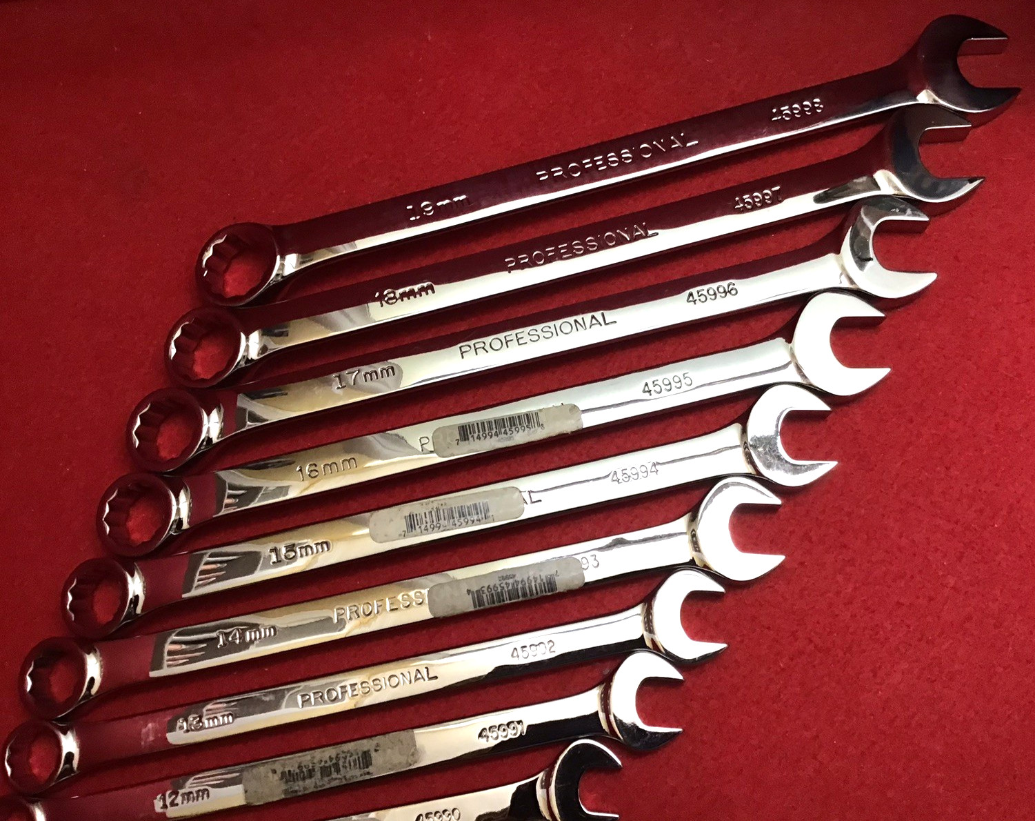 NEW CRAFTSMAN PROFESIONAL 13 PIECE COMBINATION WRENCH SET 12PT METRIC 7mm – 19mm