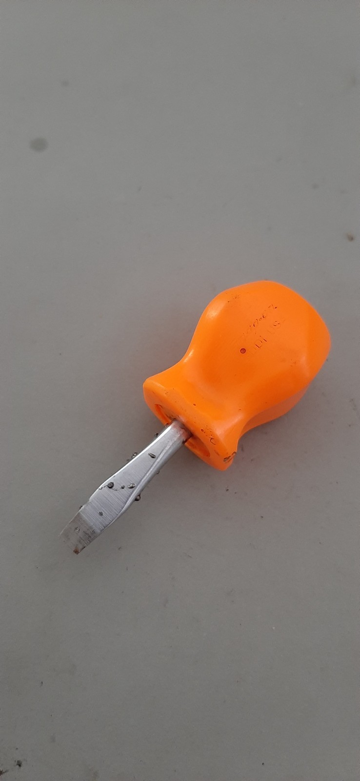 Snap-on SDD1 Orange Hard Handle Stubby Screwdriver Flat Head Tip Slotted READ!!