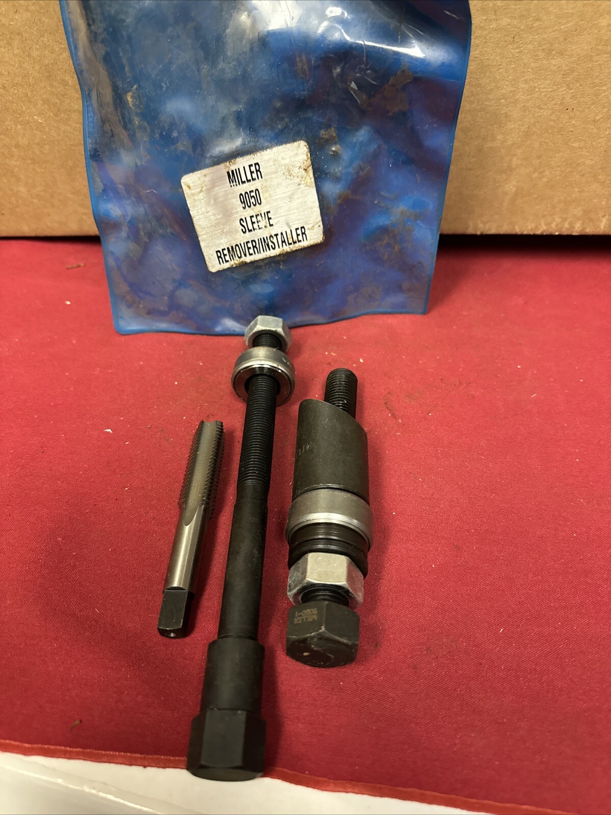 MILLER TOOL 9050 SLEEVE REMOVER / INSTALLER & FORCING SCREW SET