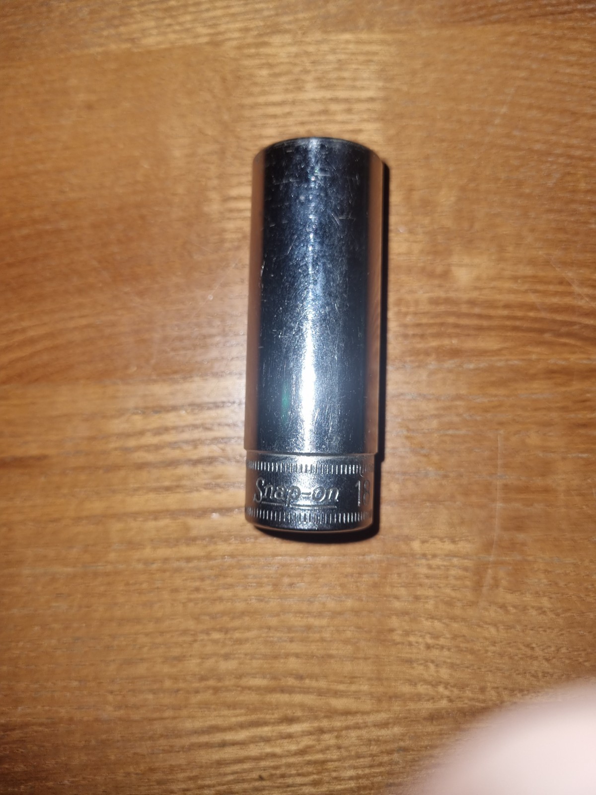 Snap-on SFSM18 18mm 3/8″ drive 6-point deep socket Tool