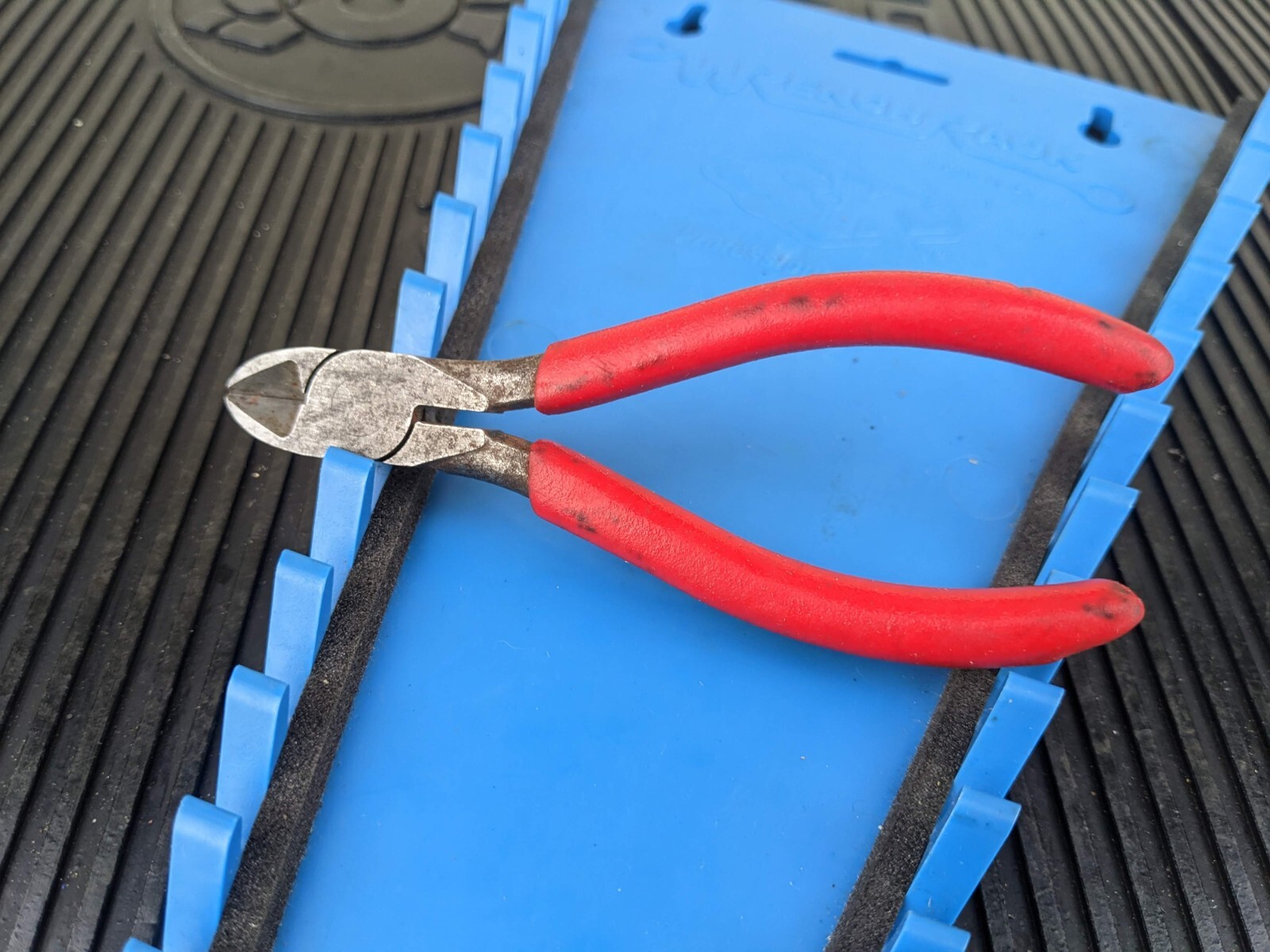 #bb284 Snap-On Tools USA 85BCP Diagonal Cutter 5″ Precision Pliers – Red