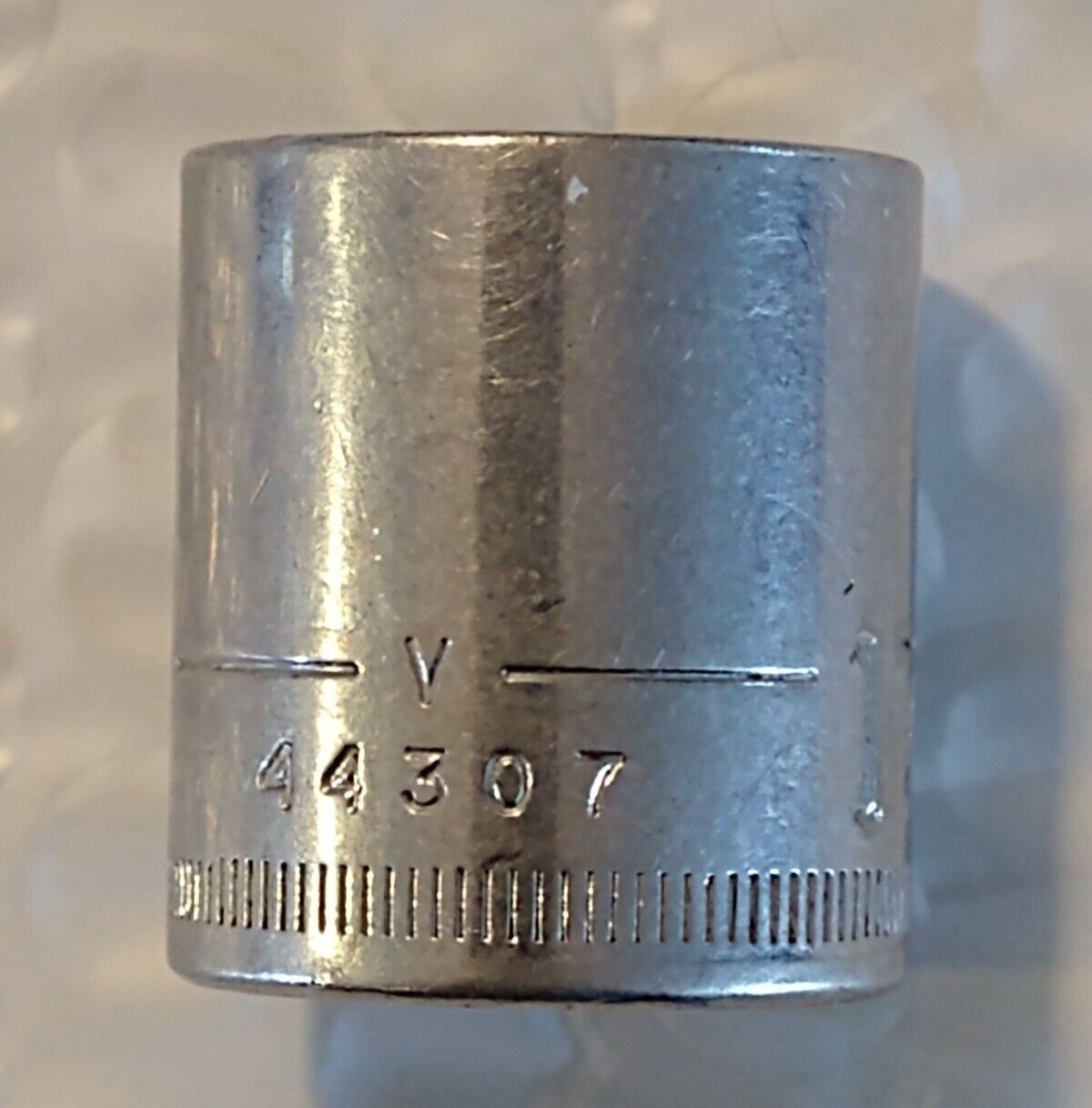 CRAFTSMAN TOOLS V 44307, 3/8″ DRIVE, 17MM. SOCKET, SHALLOW, 12 POINT *USA*