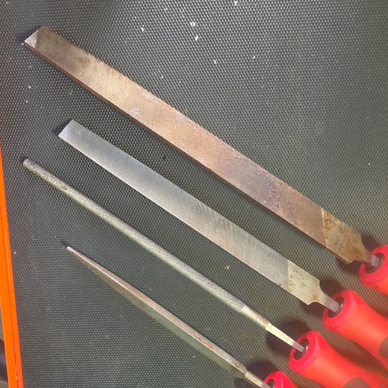 SNAP ON METAL FILE SET AND CASE X 4 GOOD CONDITION, INSTINCT GRIP C0416B