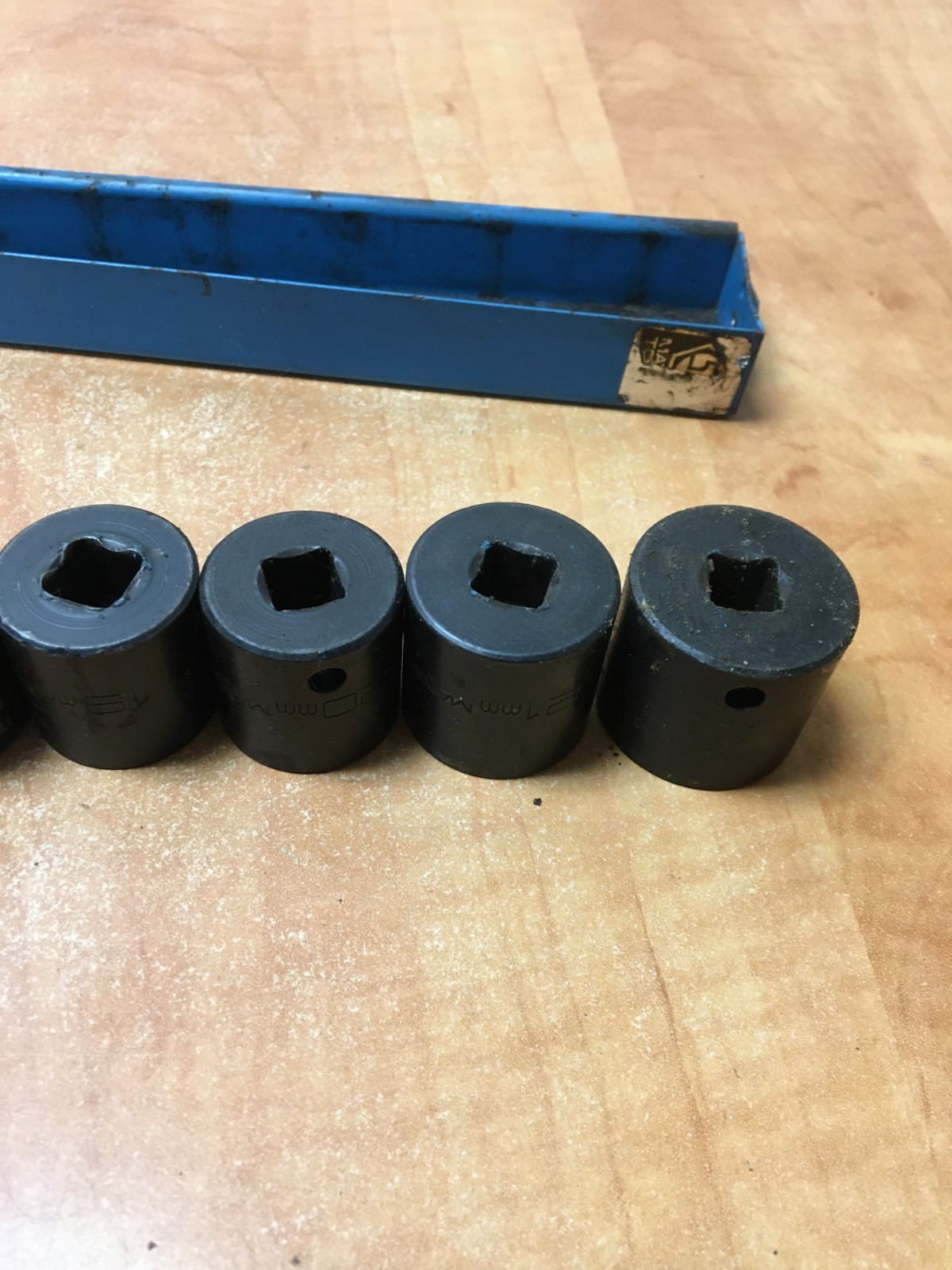 MATCO 13pc 3/8″ Drive Metric Impact Socket Set 10-22MM BP10M2A to BP22M2 w/tray
