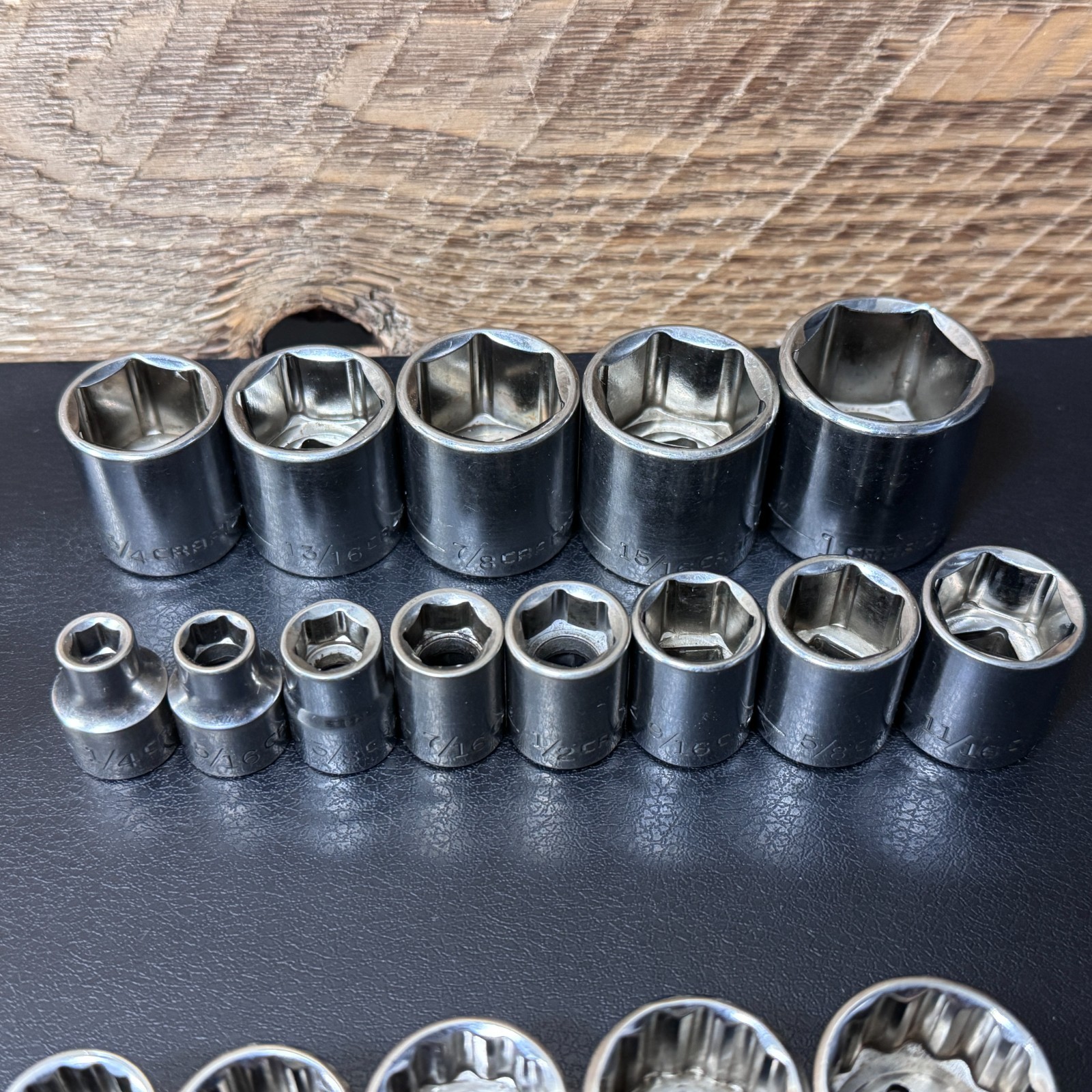 Craftsman S-AC 3/8 Drive Metric & SAE Socket Set STD Deep w/ Ratchet 44808 —81pc