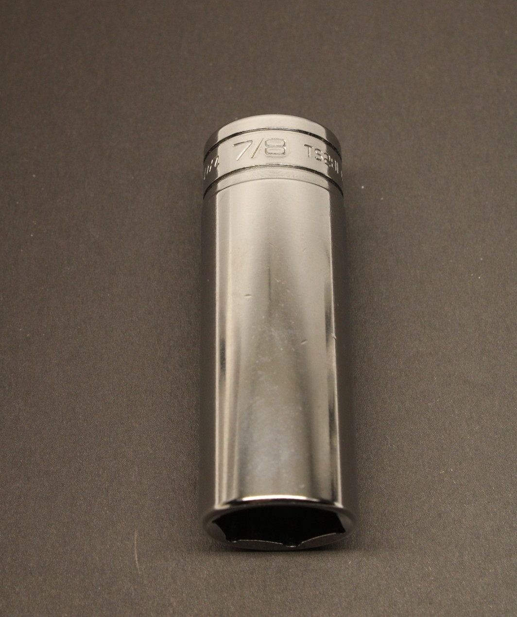 Snap-on Tools USA NEW 1/2″ Drive 6-POINT SAE 7/8” DEEP Socket TS281