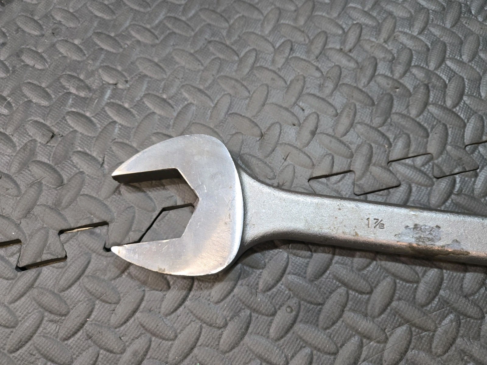 Matco Tools USA 1-7/8″ SAE Jumbo Large Combination Wrench 12pt WCL 602 26” Long