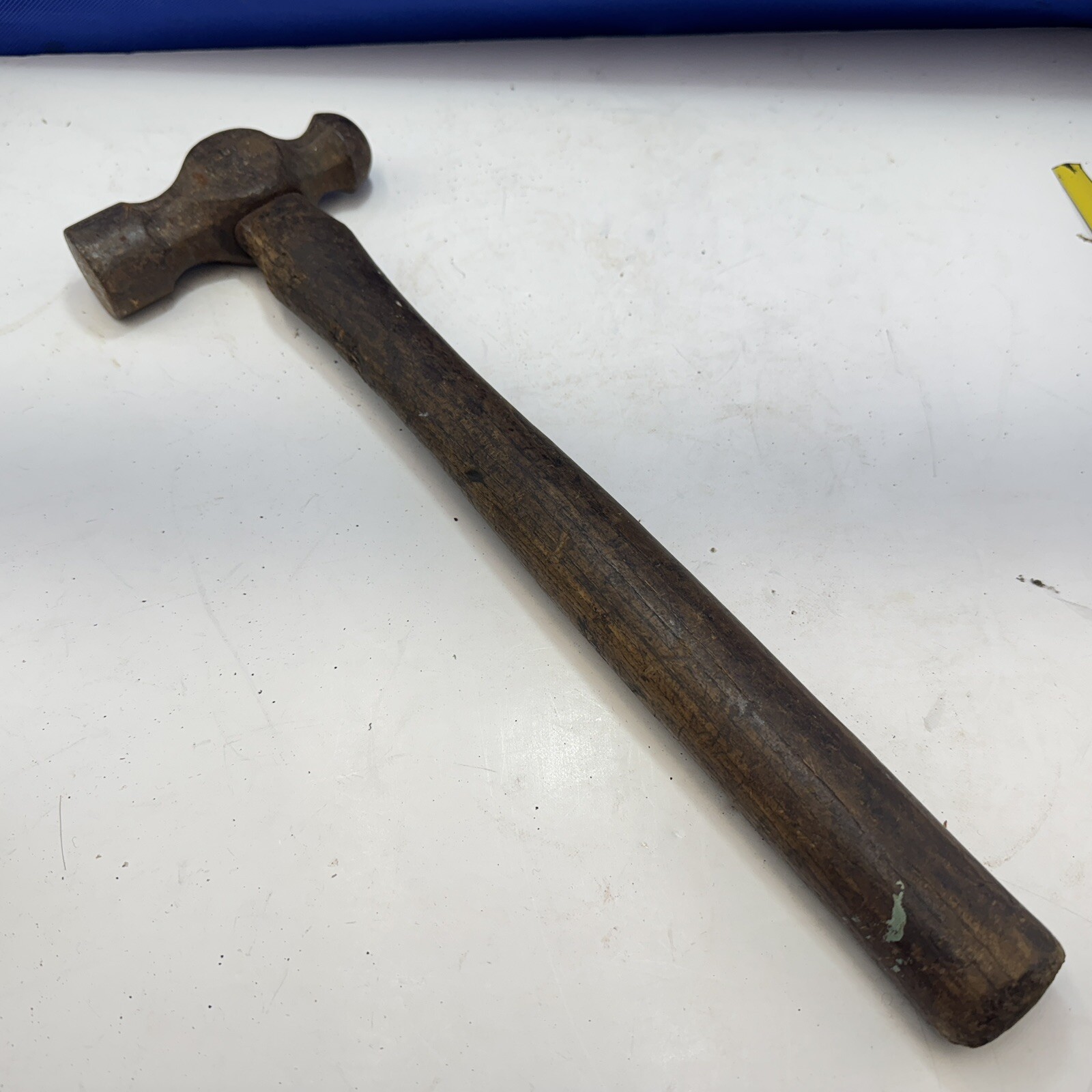 Ball Pein Hammer 900g 15″ Hickory Shaft Vintage Reclaimed Tools Carpentry