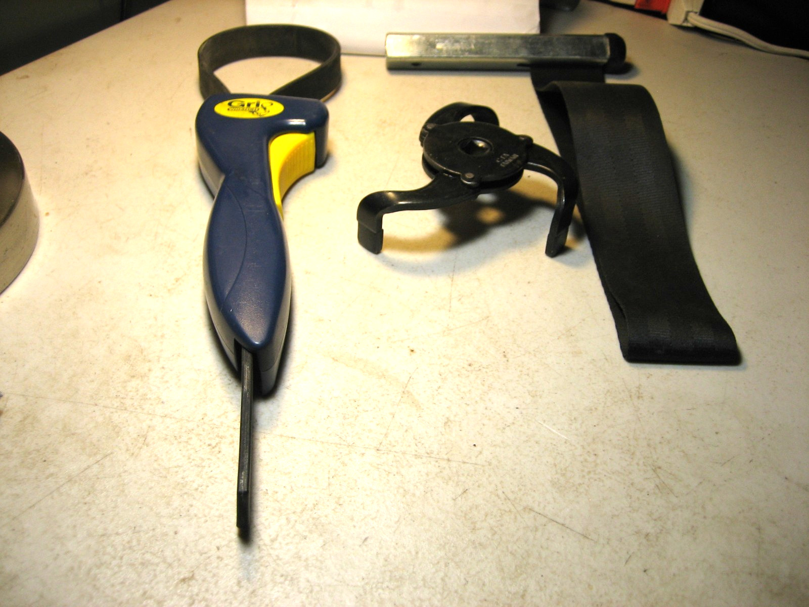 OIL FILTER WRENCHES (3 PIECES)