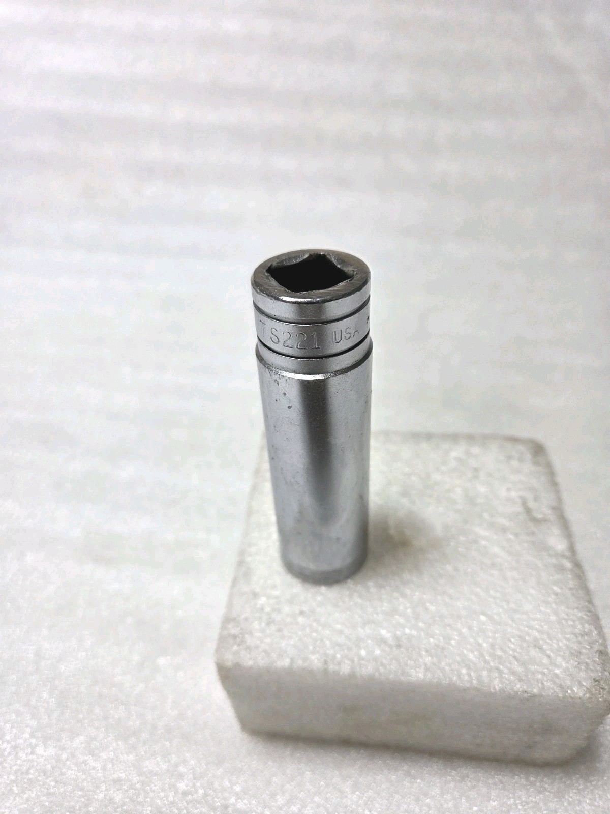 Snap-On TS221 11/16″ Deep Well Chrome Socket 1/2″ Drive 6 Point SAE USA