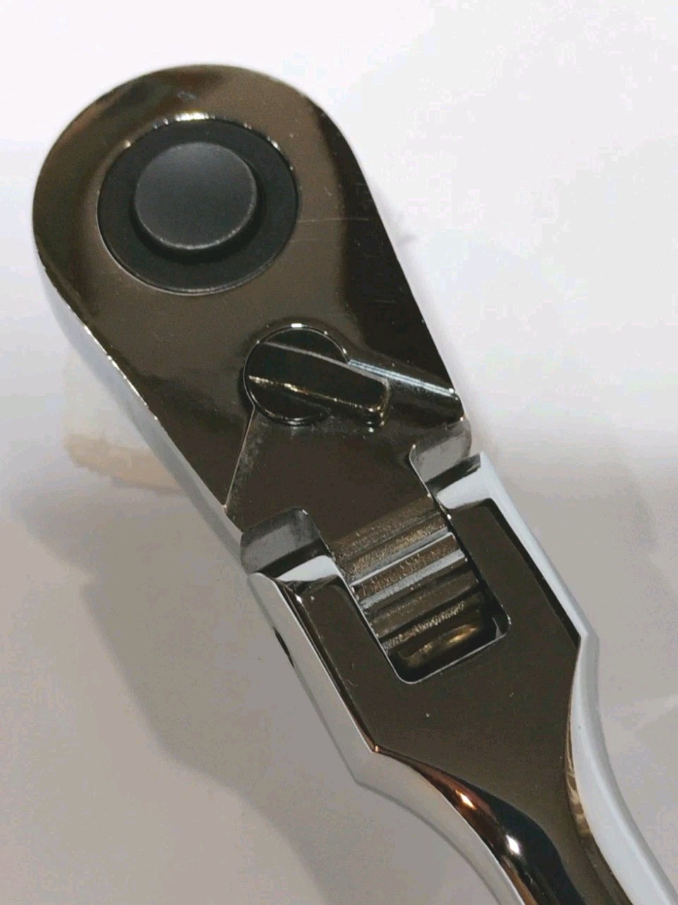 Tekton SRH32214 1/2″ Drive x 14″ Flex Head Quick-Release Ratchet