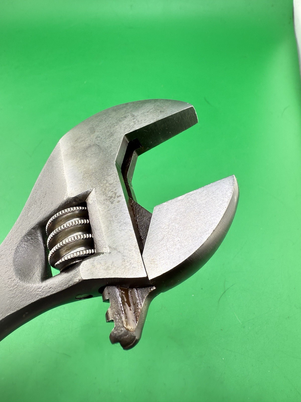 ARMSTRONG 34-512 12in. Adjustable Wrench USA opens & closes smoothly & Tight