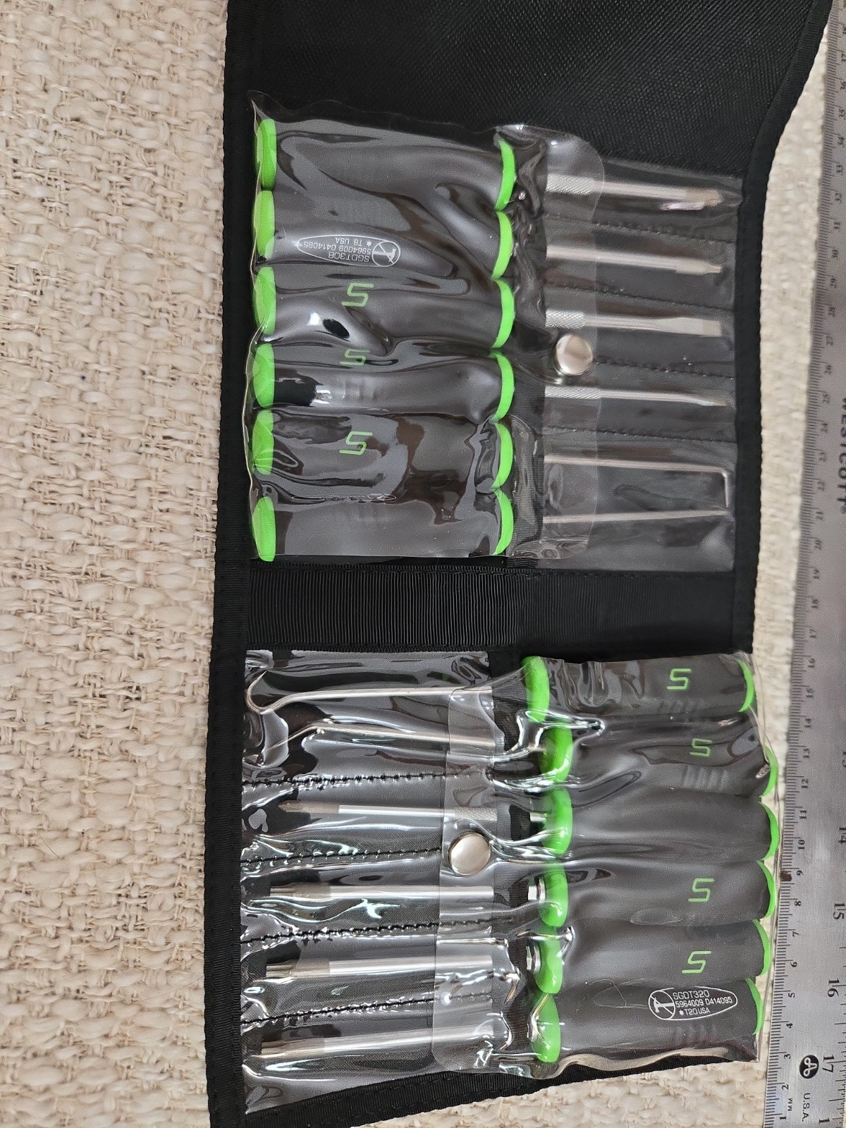 Snap-On sgmini12ag 12 pc mini pic, screwdriver & torx set