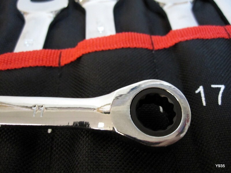 Chrome vanadium 12pc 8-19mm wrench see pictures 17mm topmaster