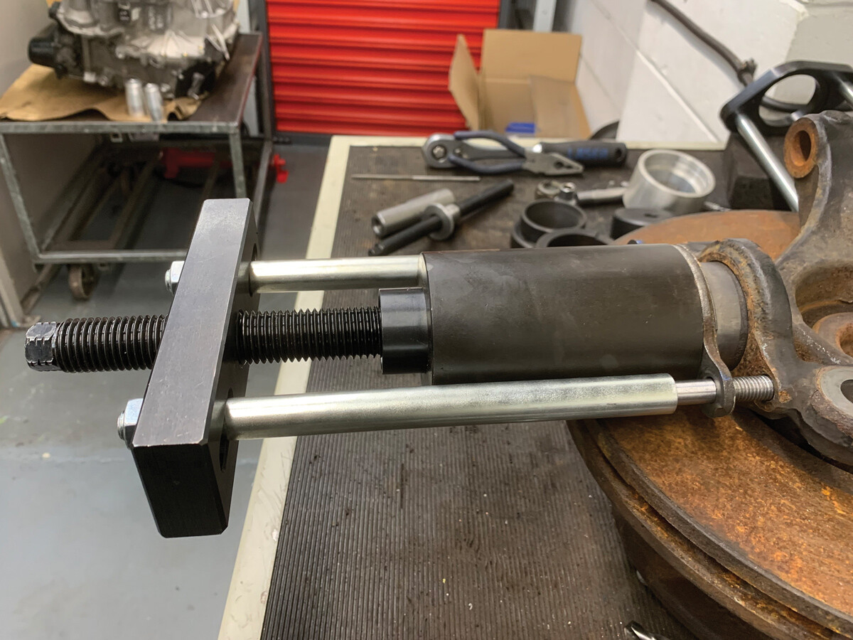 LOWER BallJoint Removal Install Tool FOR Transit Platform / Chassis (from 2014)