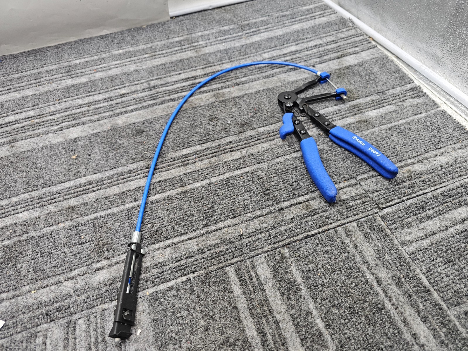 Astro Pneumatic 94093 Multi-Cable Hose Clamp Pliers *PICTURED ITEM ONLY*