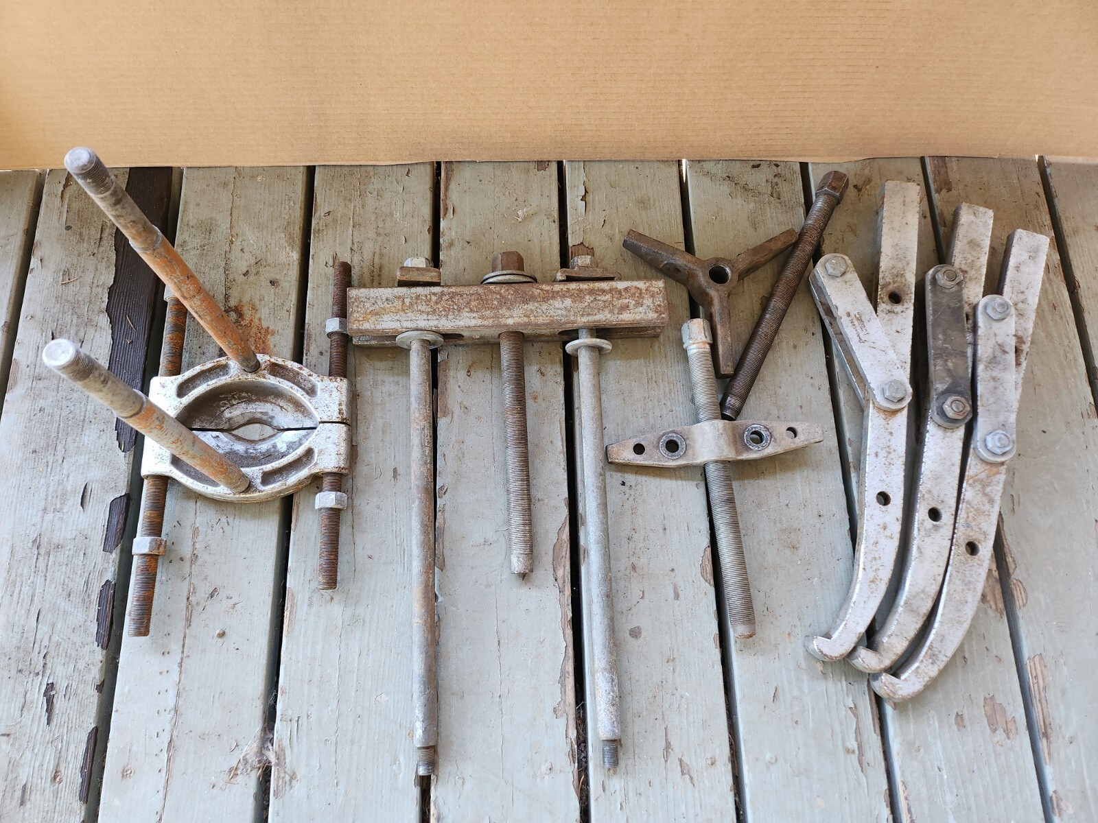 OTC 17-1/2 Ton Puller Set — use without extra power source **READ**
