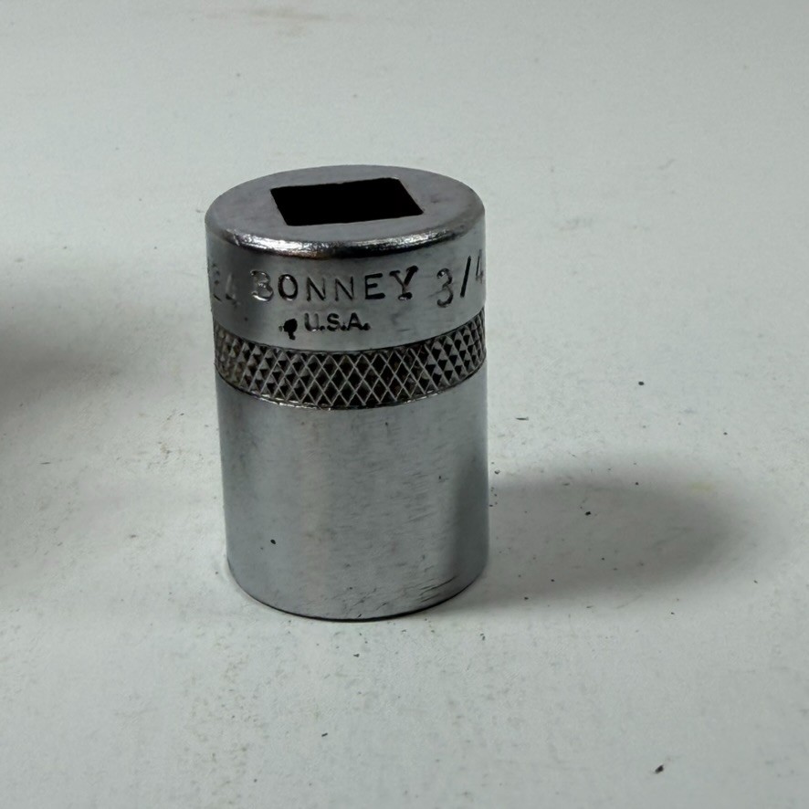 BONNEY USA 1/2″ Drive 3/4″ SAE Shallow 6 Point Socket AH24 EUC