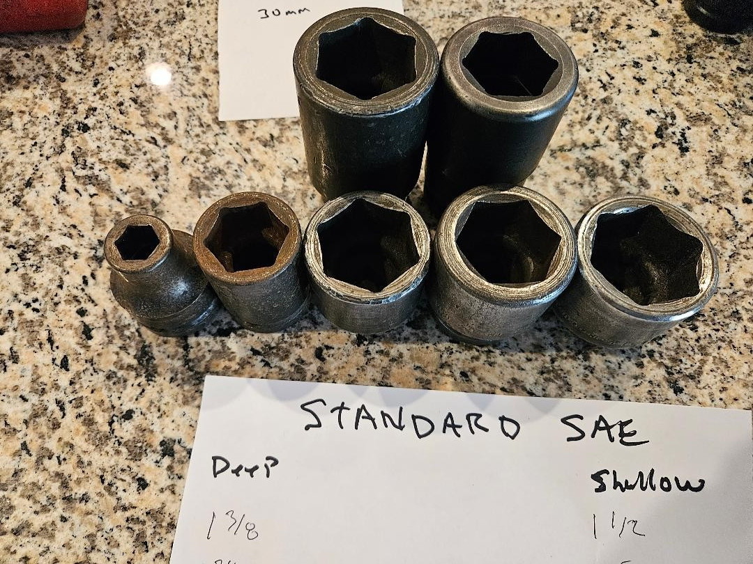 Snap On 3/4 Drive, Sockets, Ratchets, T Bars, & Extensions READ BELOW. 65 Pieces