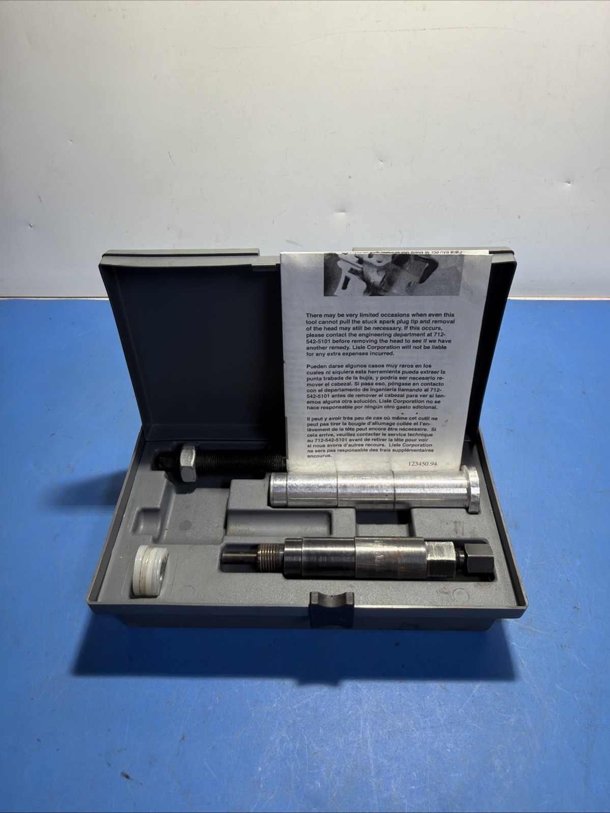 Lisle 65600 Broken Spark Plug Remover Tool Kit Ford 3 Valve – Incomplete Set