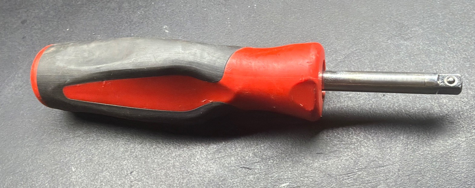 Snap-on Tools USA RED 1/4″ Drive Soft Grip Standard Shank Driver SGT4B