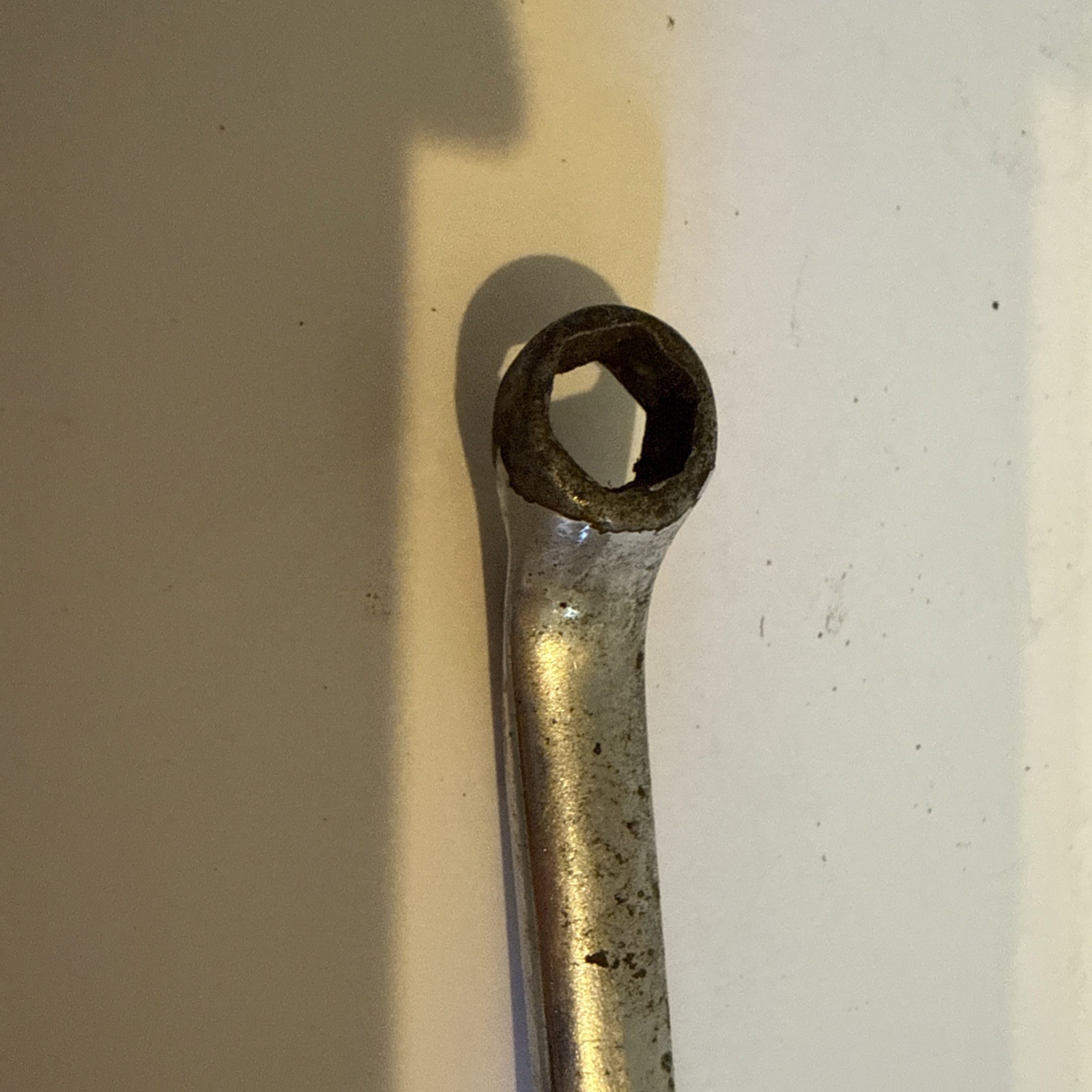 Snap-on USA 1/4 x 5/16″ Offset 6-Point Wrench XS-810-S