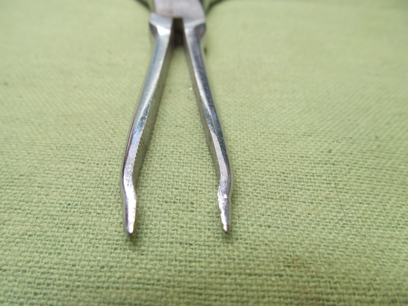 Vtg. Utica 777 Long Reach Needle Nose Pliers – Unique Tip Shape – Must See