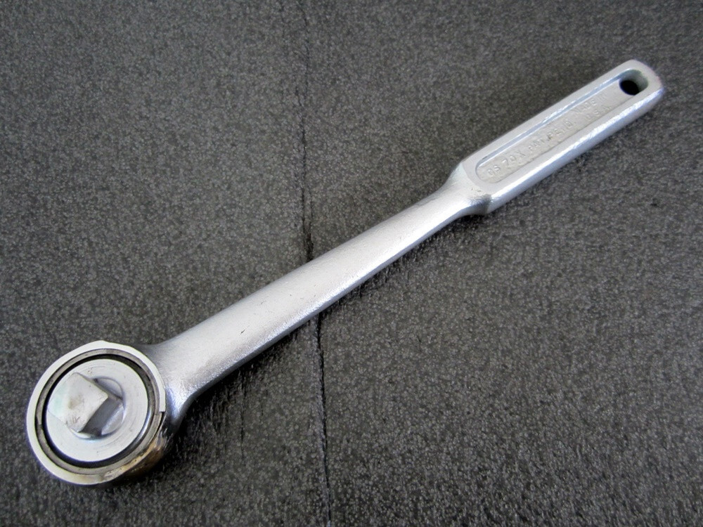 Vintage Crescent 1/2″ Drive Ratchet CS 70X Made in USA