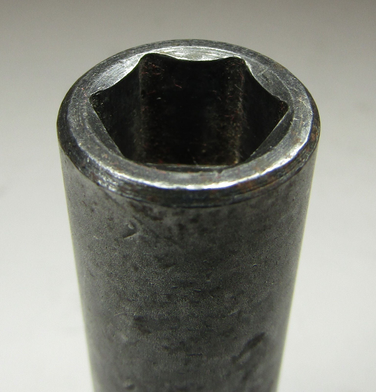 *Challenger* 7/16″ SAE 6 Point 3/8″ Drive Deep Socket L1414 – Made in U.S.A.